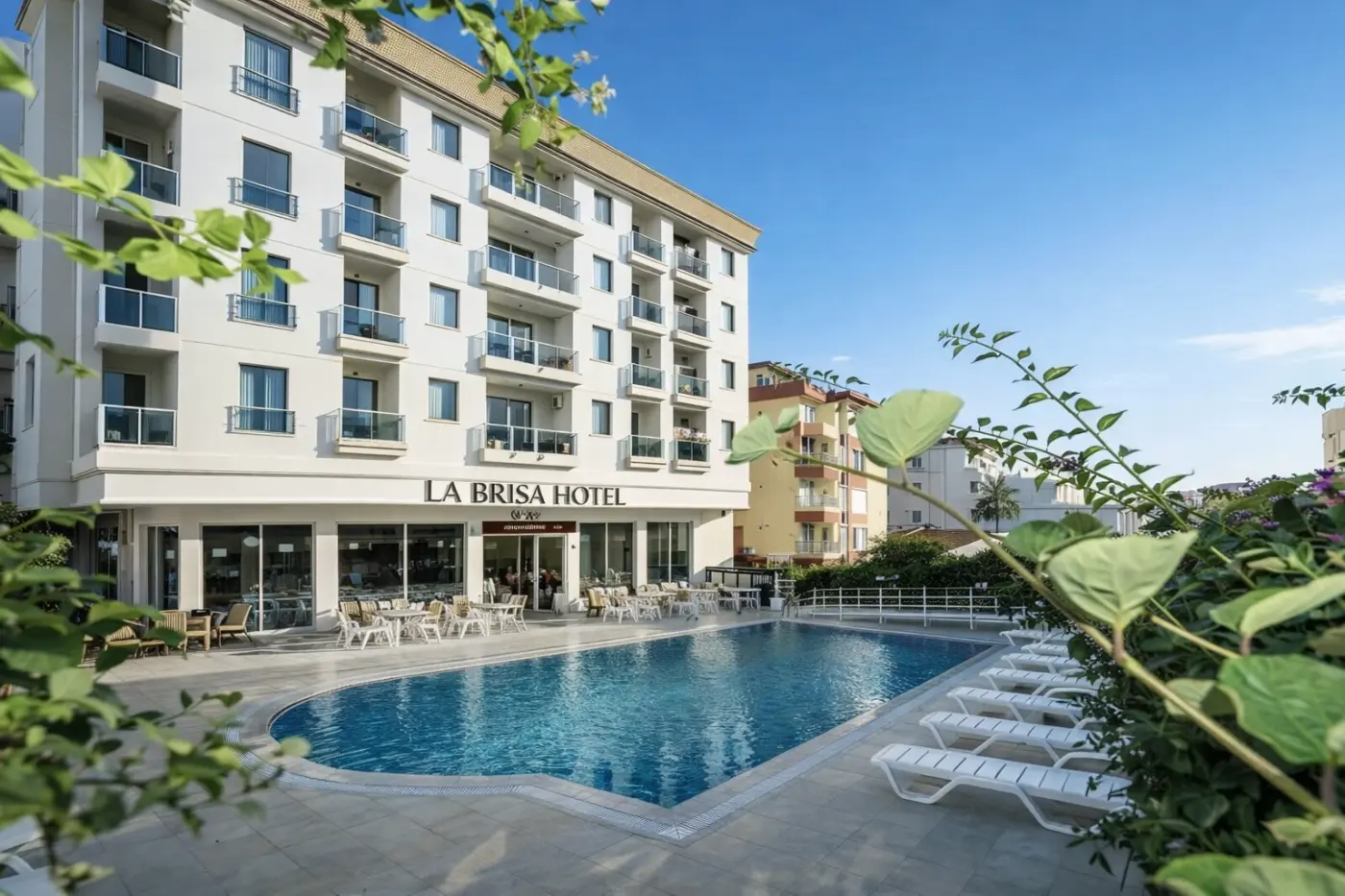 La Brisa Hotel building and outdoor pool